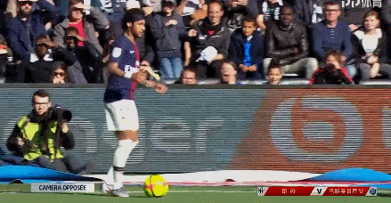 记者：拉菲尼亚与德科有口头协议，世界杯后可随时转会沙特联