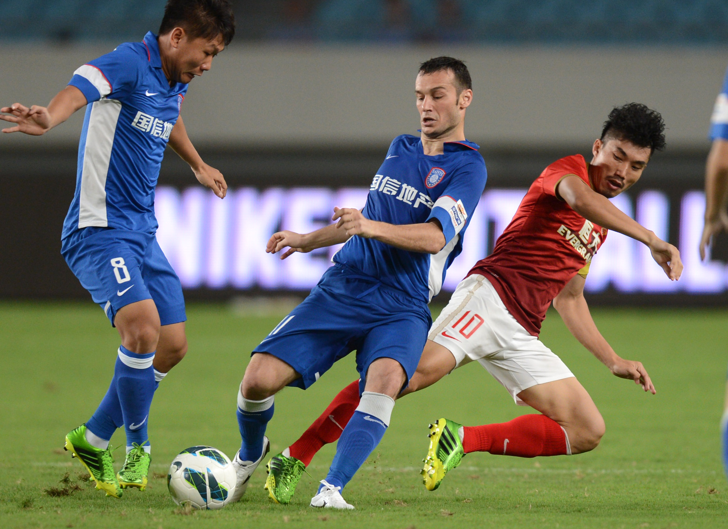 伤停补时10分钟发生三件大事！