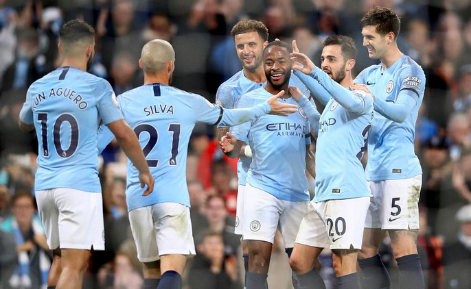 杨瀚森圣诞配色魅力展现（杨瀚森演绎圣诞配色的独特魅力）