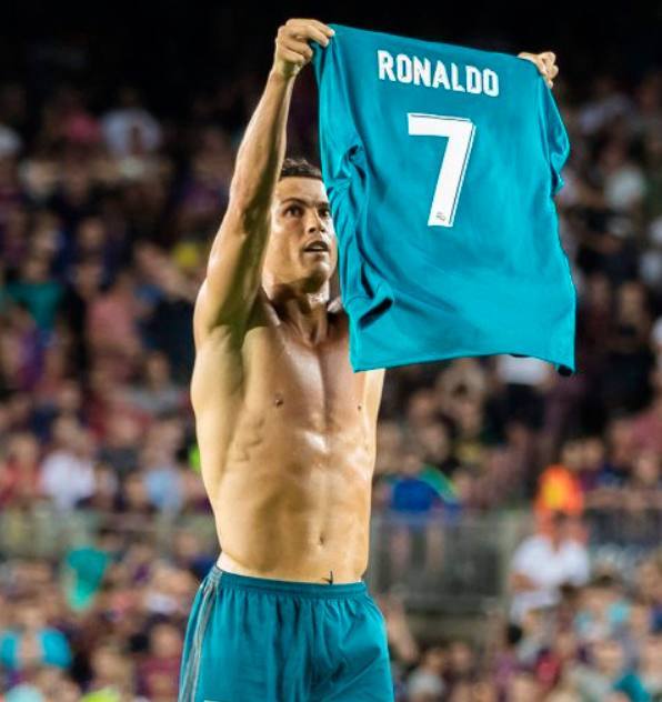 里夫斯：我总是告诉东契奇快点长大 他说等他长大和我干一架（里夫斯笑谈东契奇：我催他快长大，他称长大后要和我打一架）